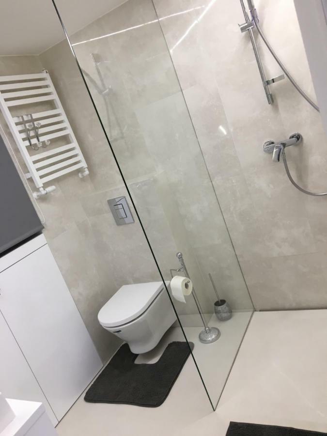 Apartament Mnw Warszawa Exteriör bild